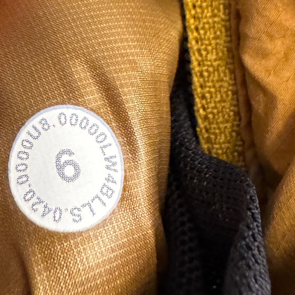 Lululemon Navigation Stretch Down Vest 6 - Picture 7 of 7